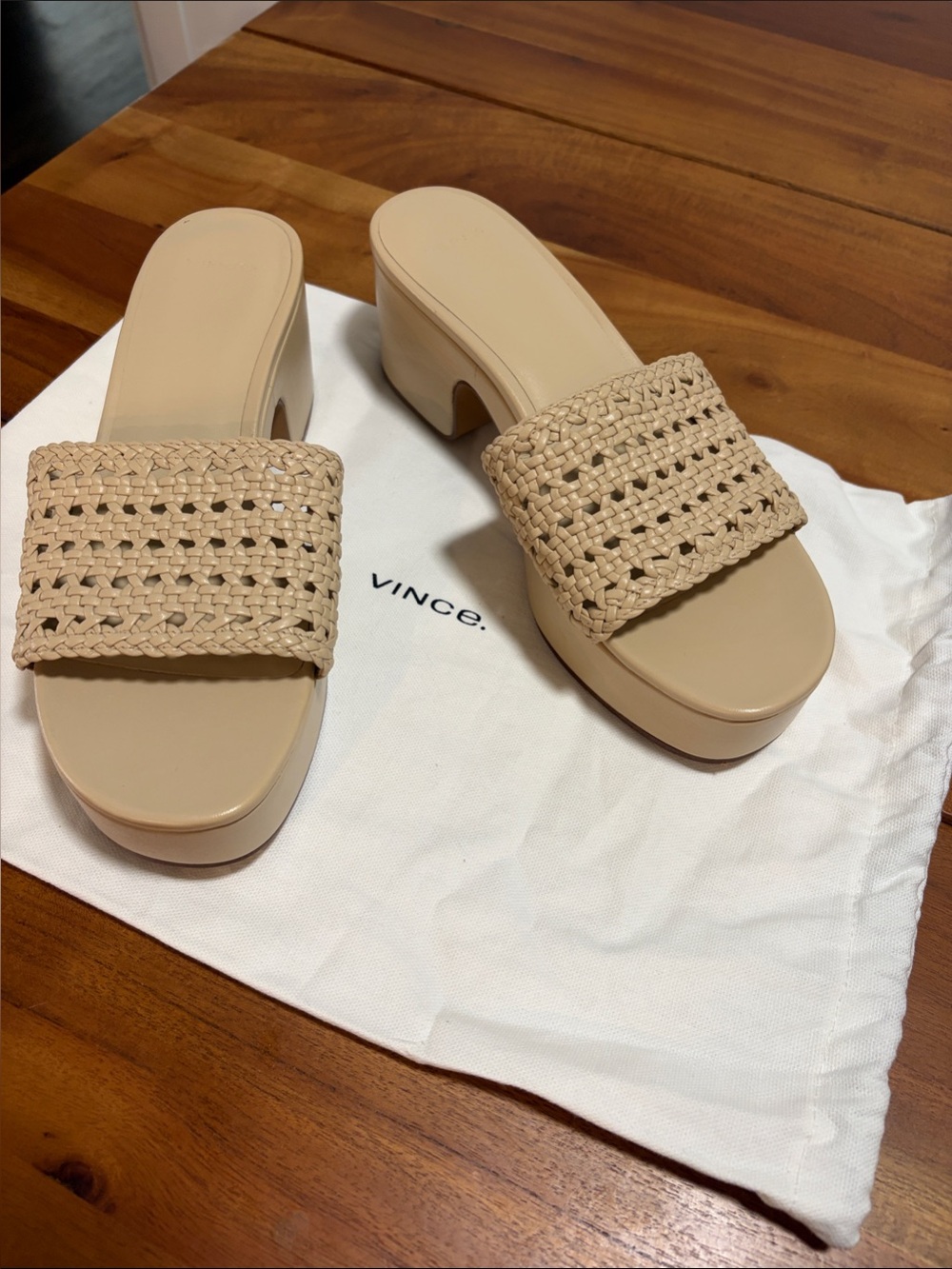 Vince NWB Neutral Woven Platform Slide Mules Size 9